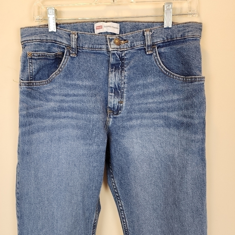 Wrangler Classic Straight Jeans pants - Picture 10 of 12